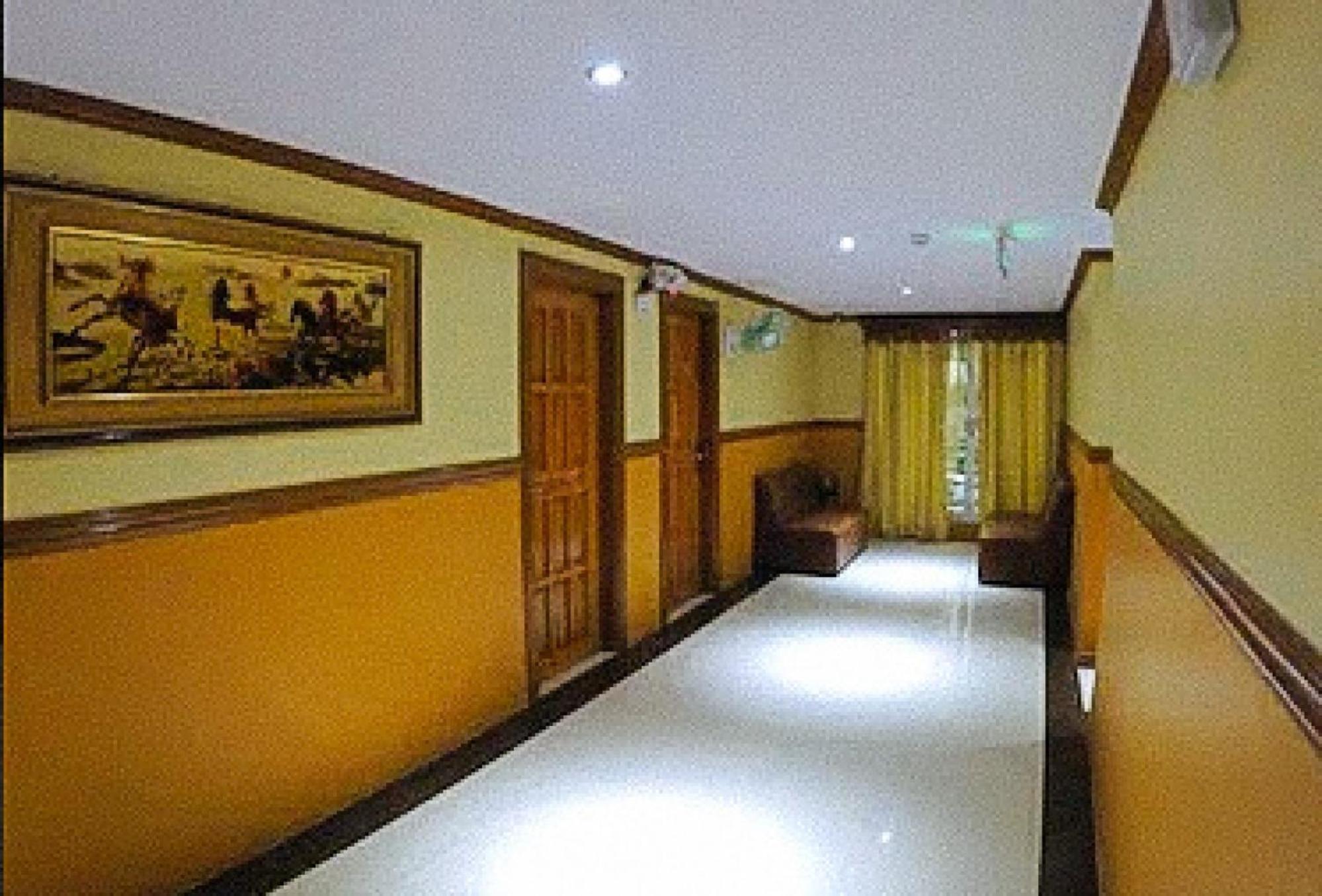 Reddoorz Plus @ Taj Hotel Tuguegarao Eksteriør bilde